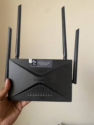 4 Antenna D-Link WiFi Router