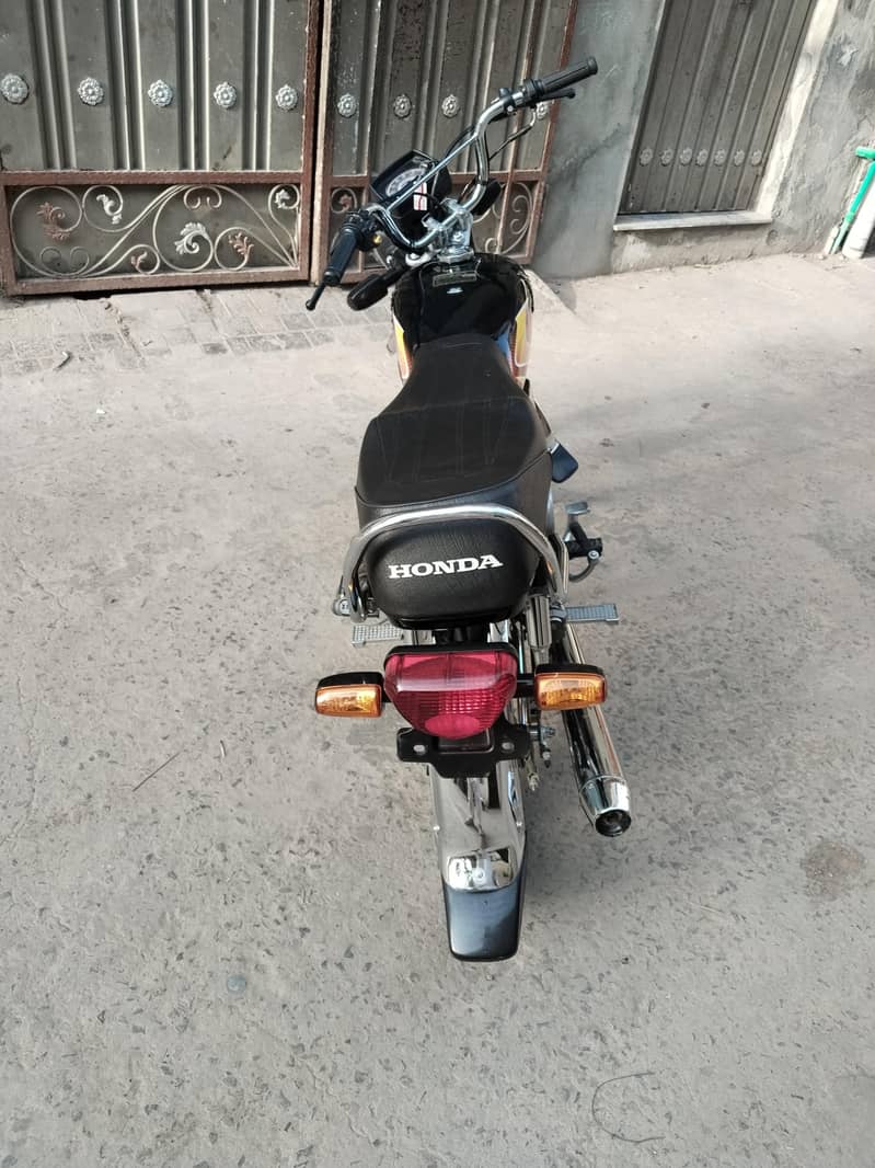 CD 70 model 70 cc 1