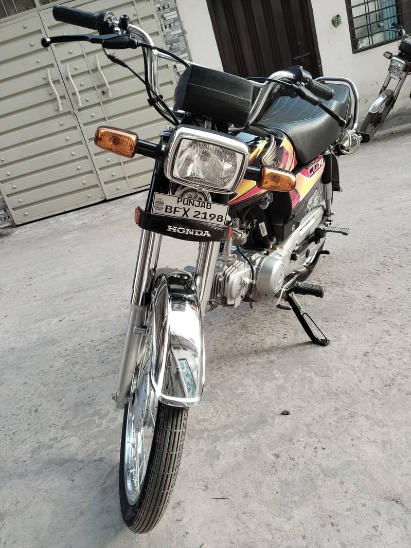 CD 70 model 70 cc 3