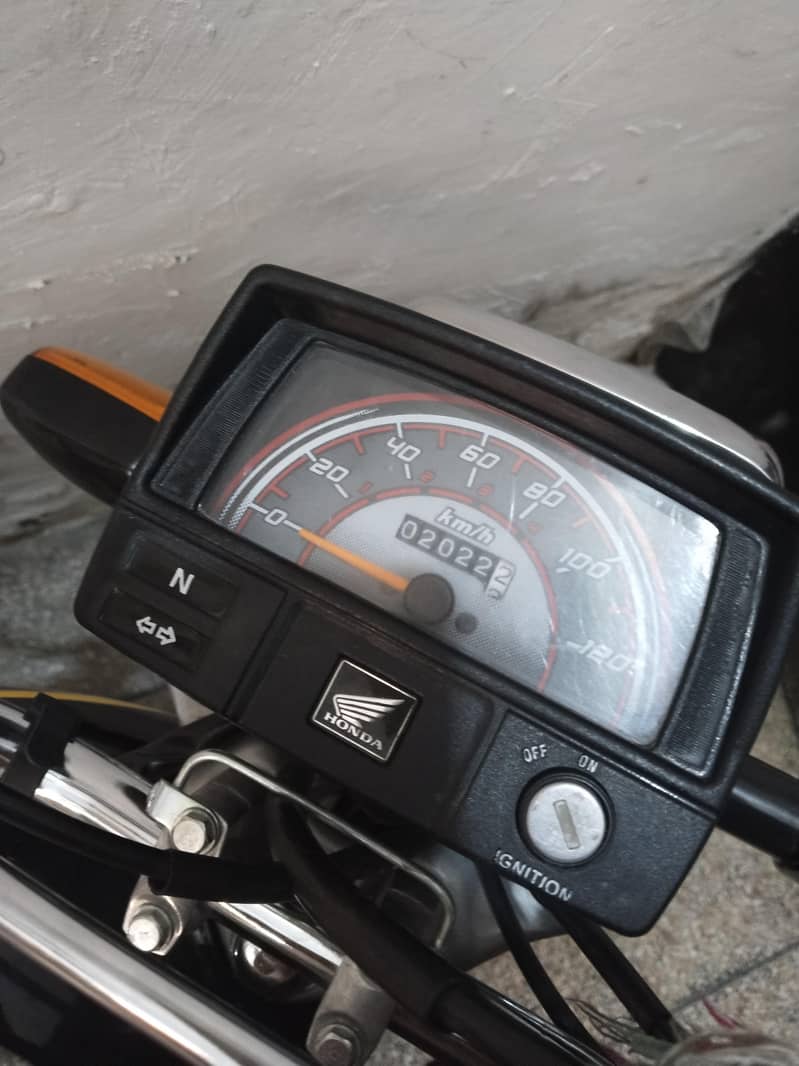 CD 70 model 70 cc 4
