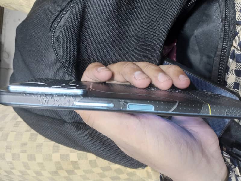 INFINIX NOTE 12i 4