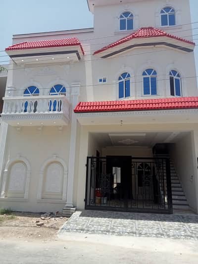 House for sale in Rahim Yar khan