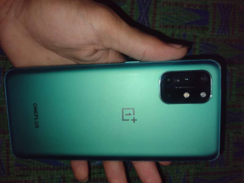 One plus 8t 1