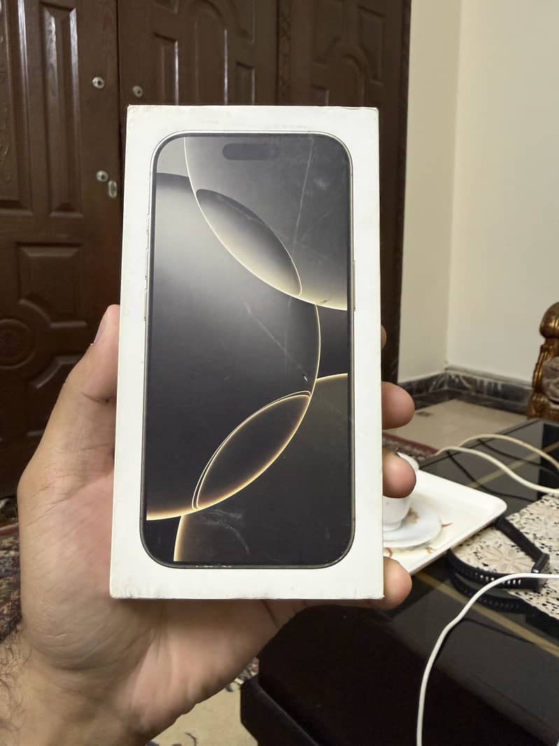 Apple iPhone 16 Pro 6