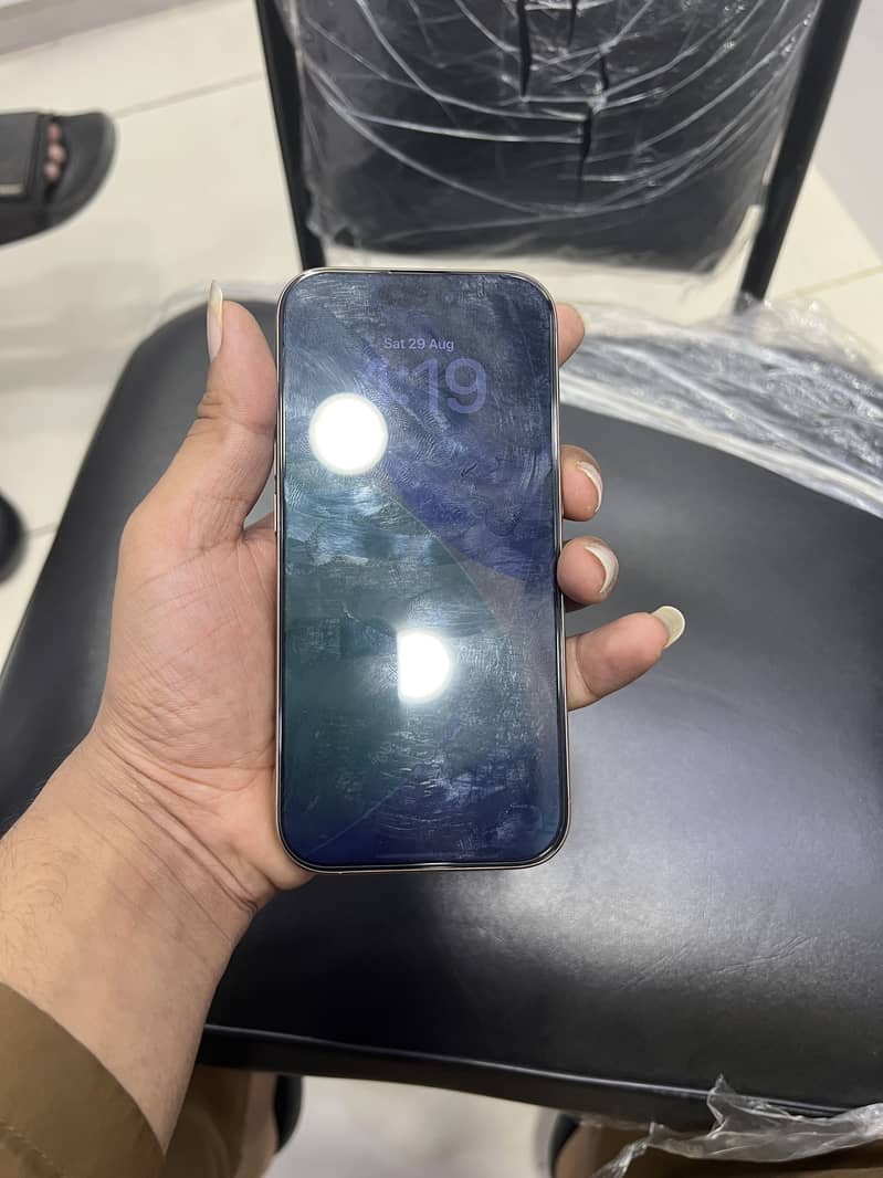 Apple iPhone 16 Pro 5