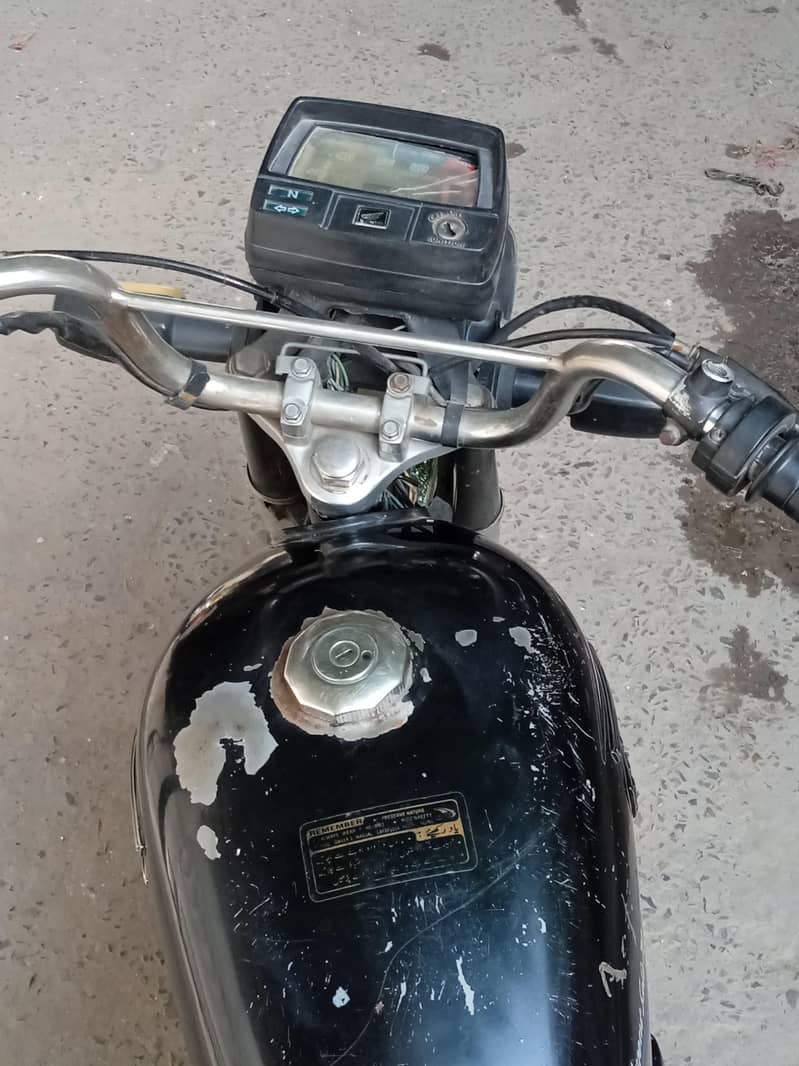 United 70cc 5
