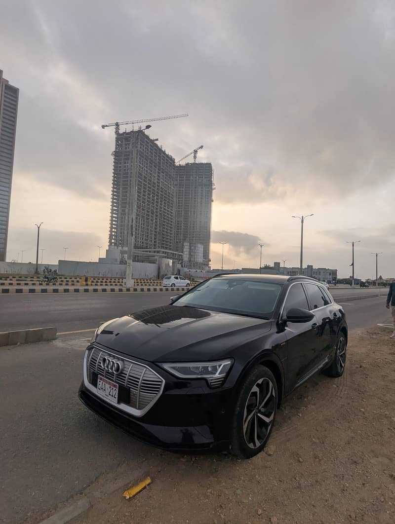 Audi E-Tron 2022 0