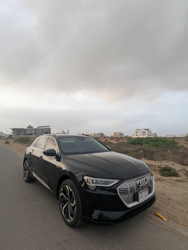 Audi E-Tron 2022 4