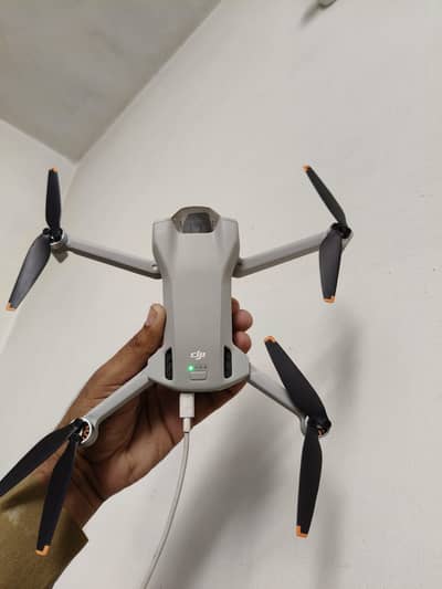 Dji Mini 3 with Box 1 Battery 10×10