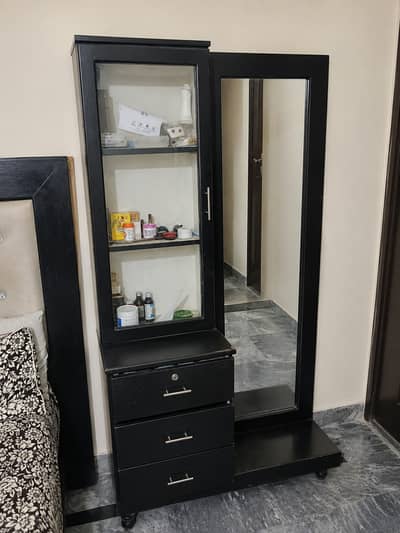 Dressing Table with Standing Mirror & Cabinet – Good Condition