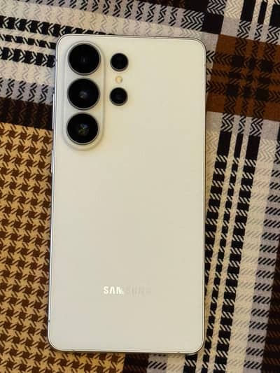 Samsung Galaxy S26 Ultra - PTA Approved / like new [box opend ]