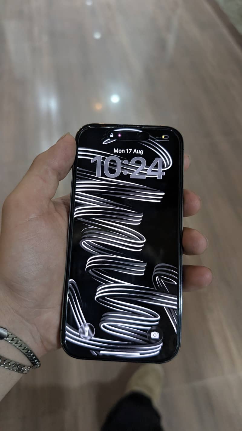 Apple iPhone 14 Pro 0