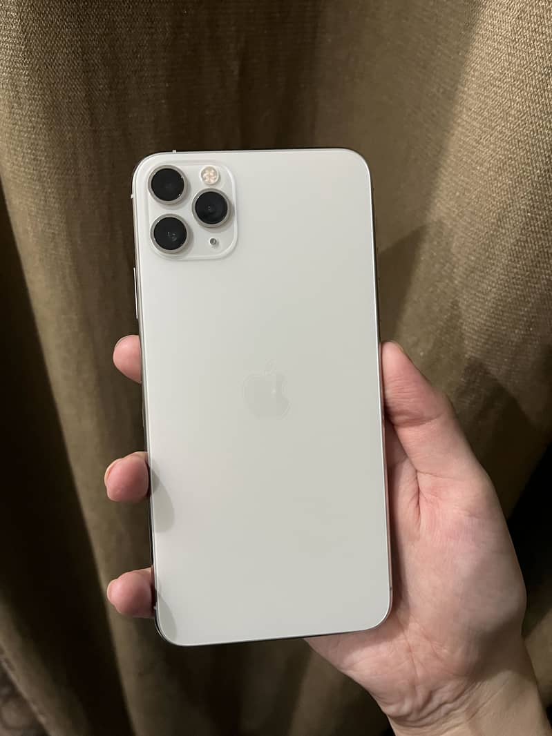 Apple iPhone 11 Pro Max 0