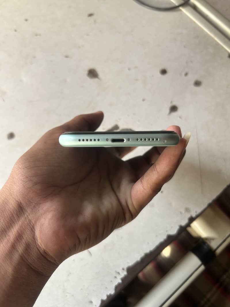 Apple iPhone 11 1