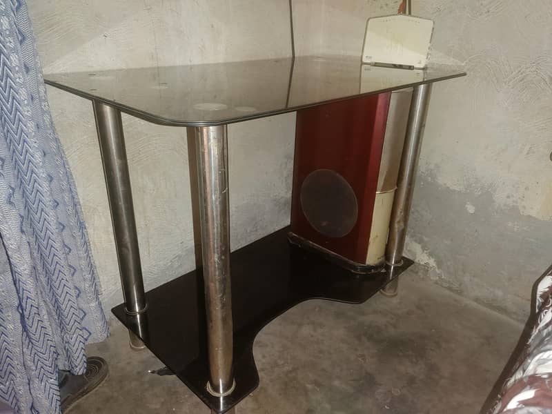 Compact Tempered Glass Table / Multi-Purpose Study Desk 1