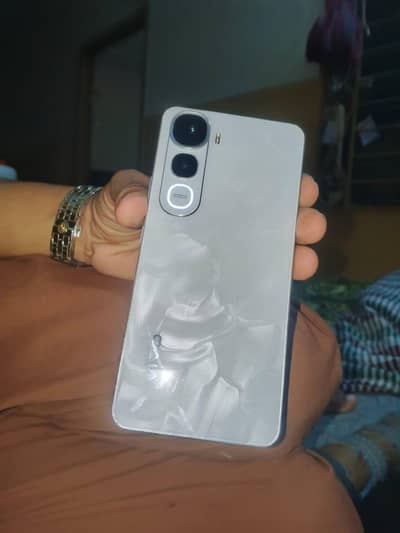 Vivo Y400