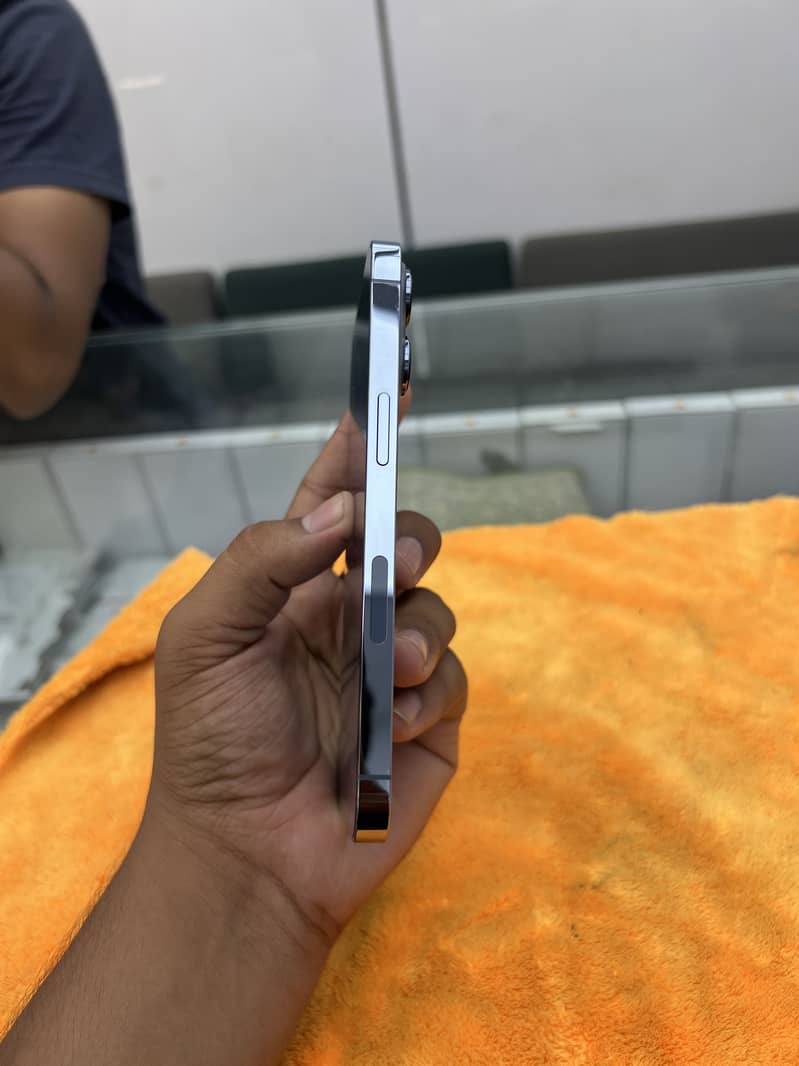 Apple iPhone 13 Pro 5