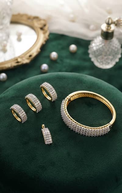 Elegant 5-Piece Luxury Jewelry Set – Gold & Silver with Crystal Stones