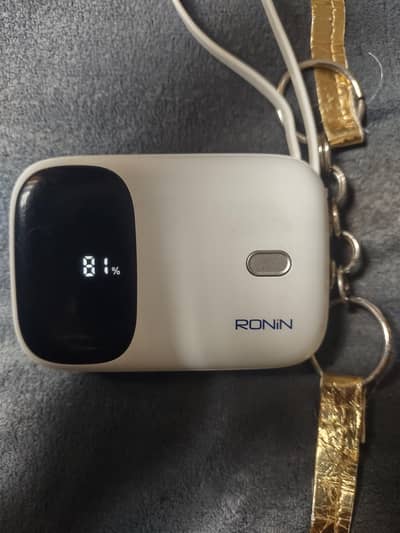 Ronin R-4030 10000mAh Power Bank Like New (22.5W Fast Charging)
