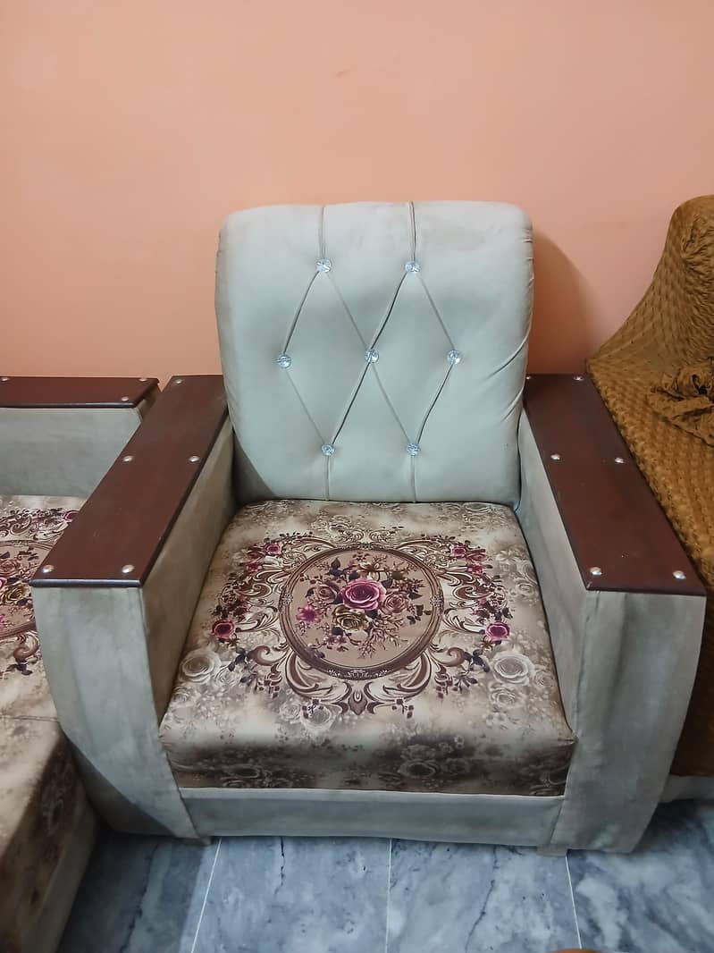 sofa 5 seater 1