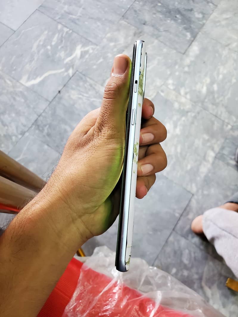 One Plus 9R 3