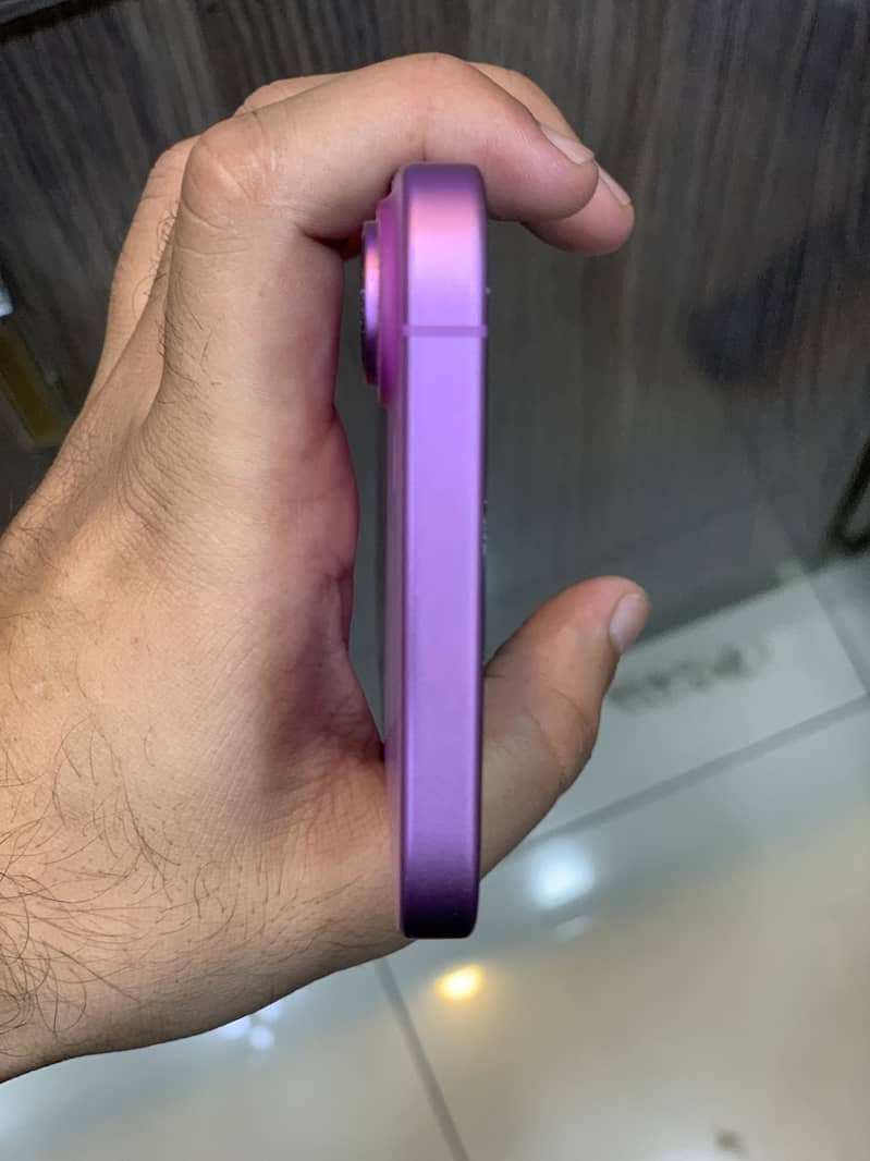Apple iPhone 16 Plus 3