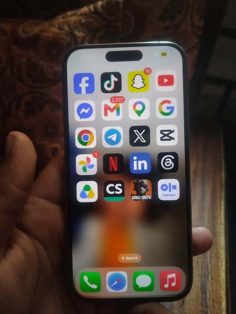 Apple iPhone 15 Pro 3