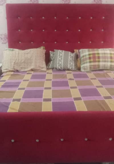 King size bed