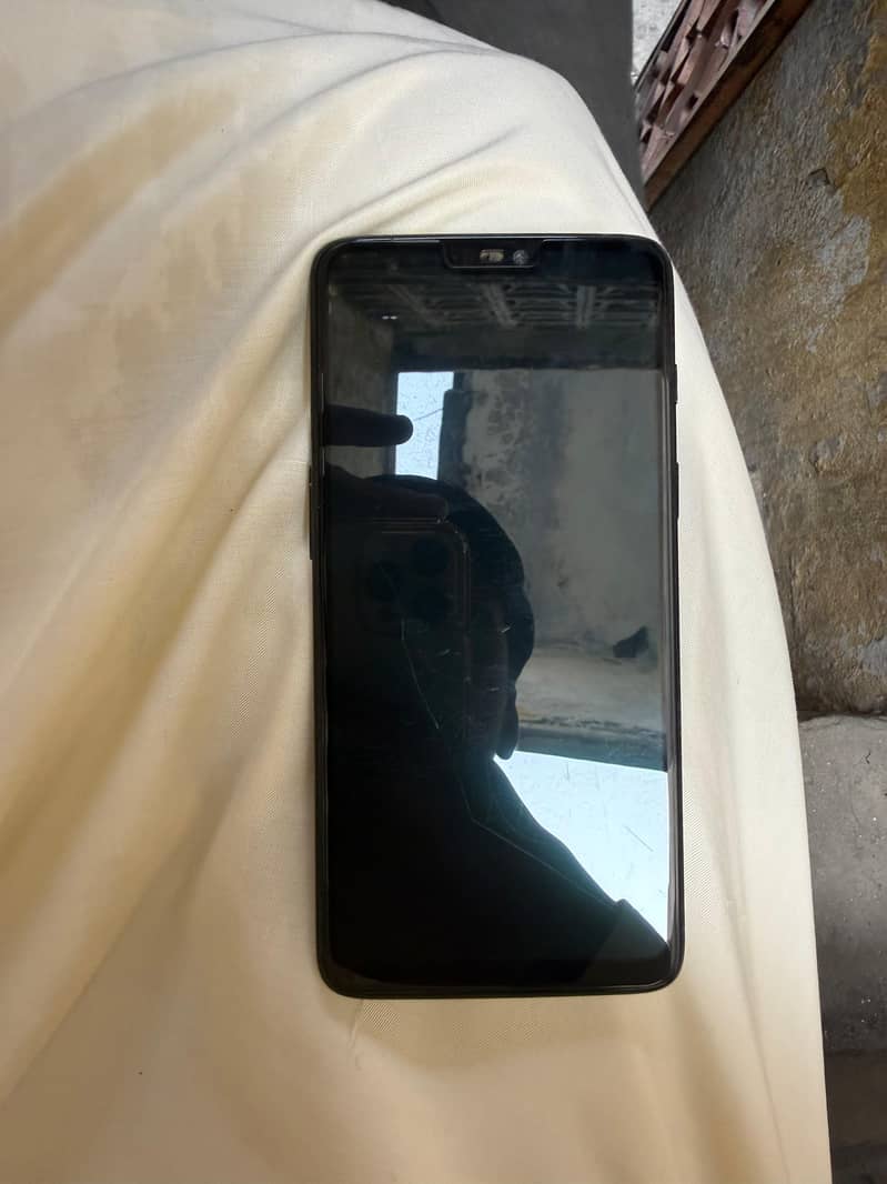 One Plus 6T 1