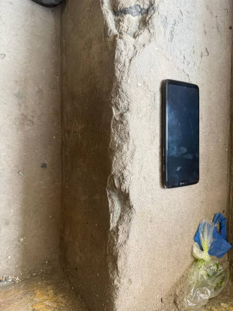 One Plus 6T 2