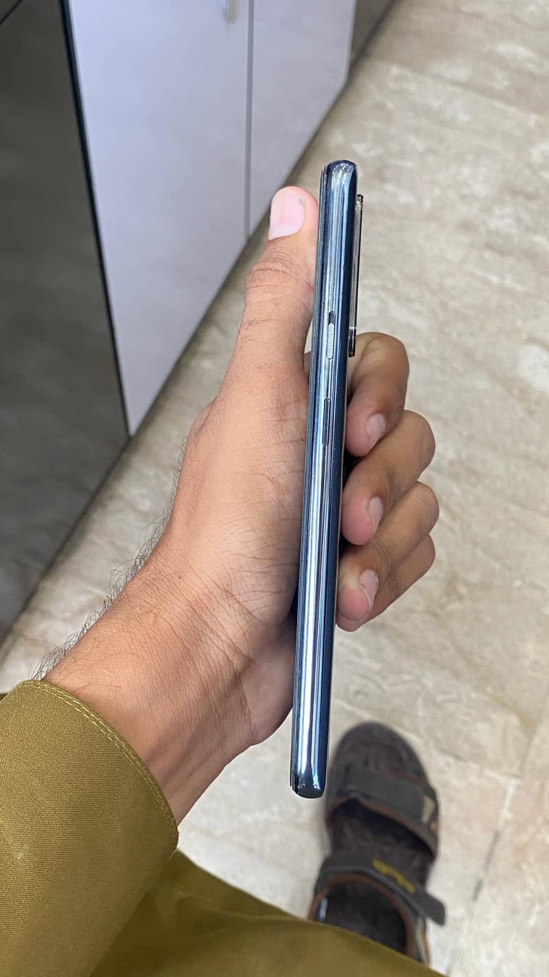One Plus Nord 4