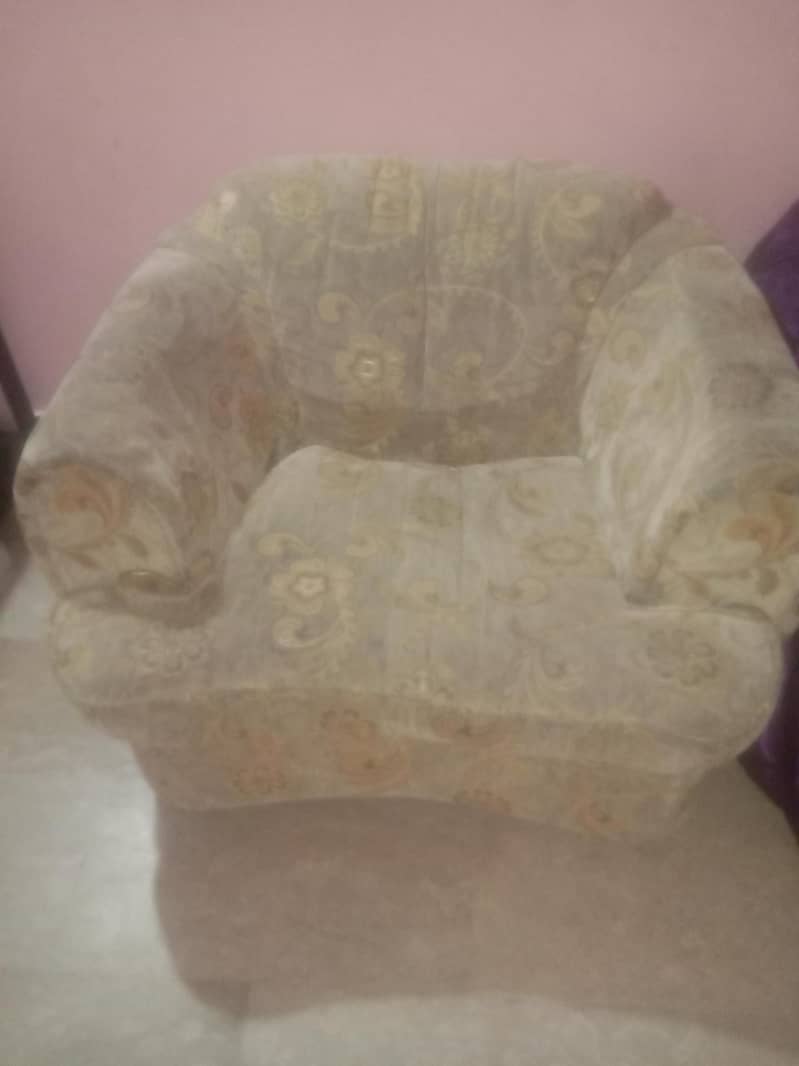 2 sofas and computer troly for sell 1