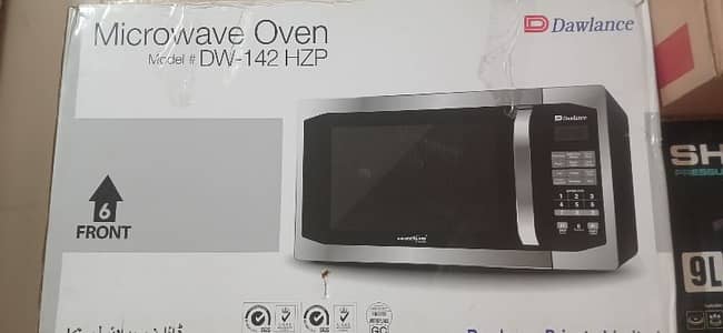 New microwave oven Model 142 hzp