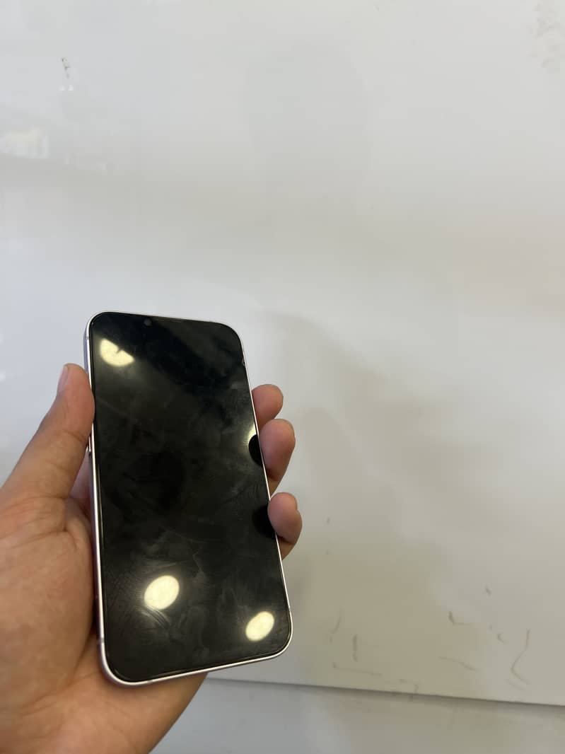 Apple iPhone 14 0