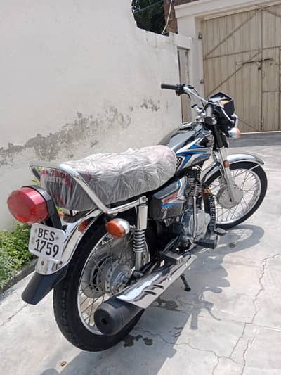 honda cg125 . model 2025.10/10 condition