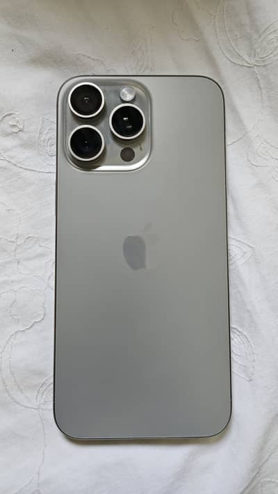 Apple iPhone 15 Pro Max
