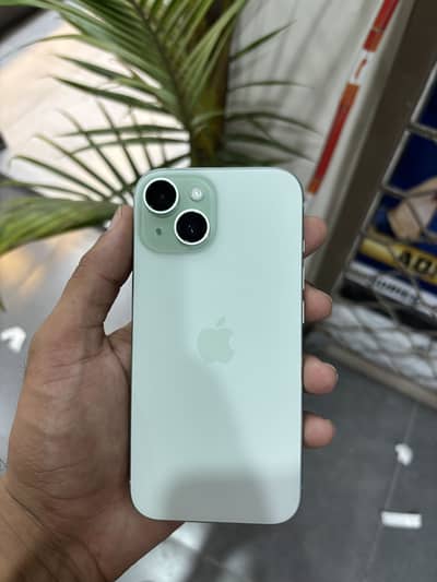 Apple iPhone 15