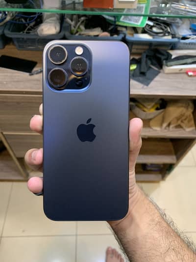 Apple iPhone 15 Pro