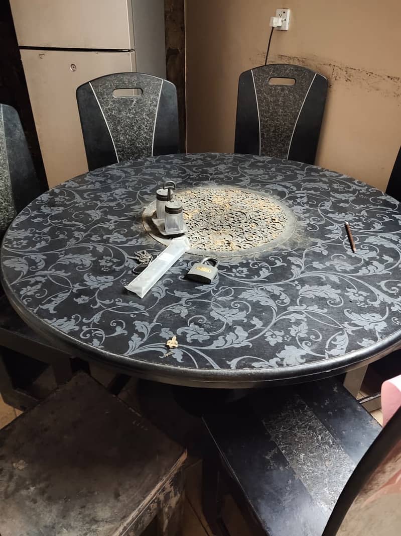 Dining Table with chairs 1
