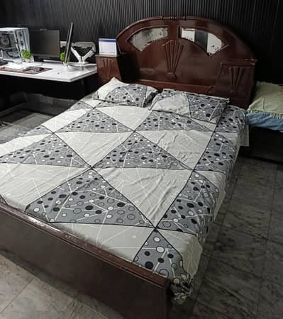 Queen Bed, Strong wood, Wooden bed Queen size Bed