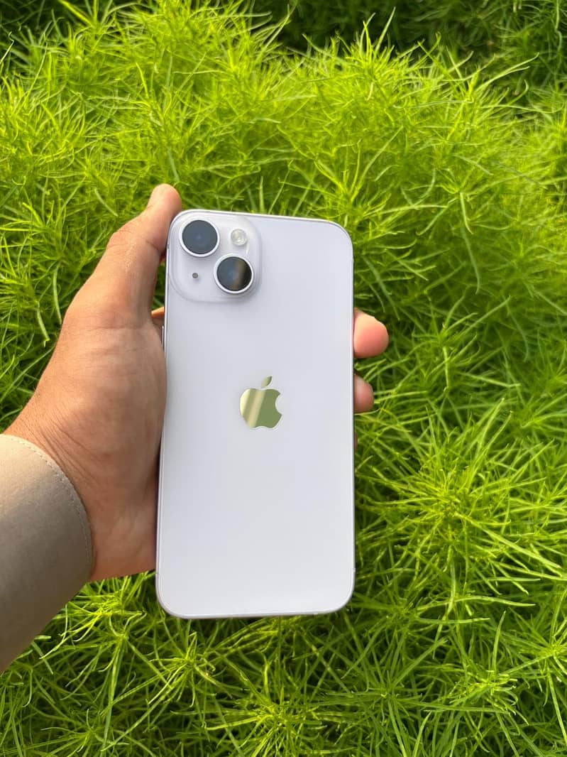 Apple iPhone 14 2