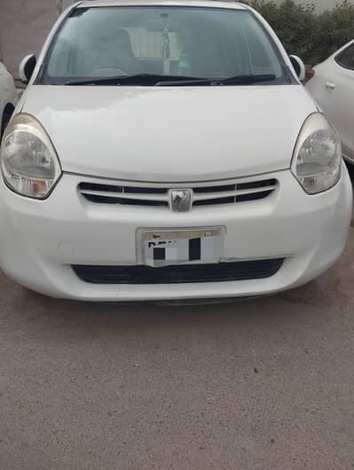 Toyota Passo 2012 Reg. 2015 white color cut seat key start excellent