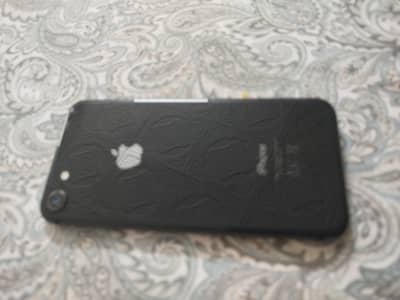 Apple iPhone 8