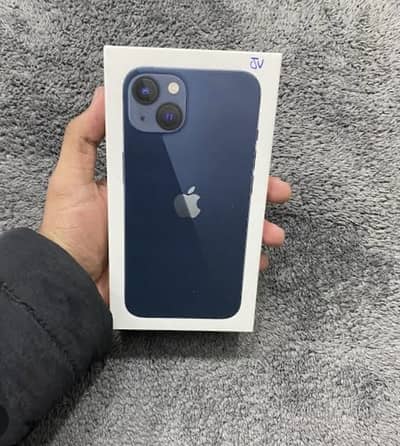 Apple iPhone 13