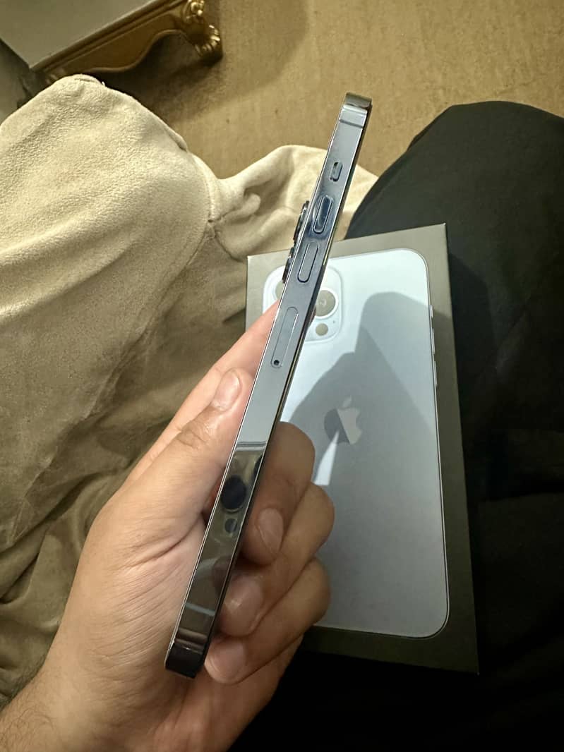 Apple iPhone 13 Pro Max 7