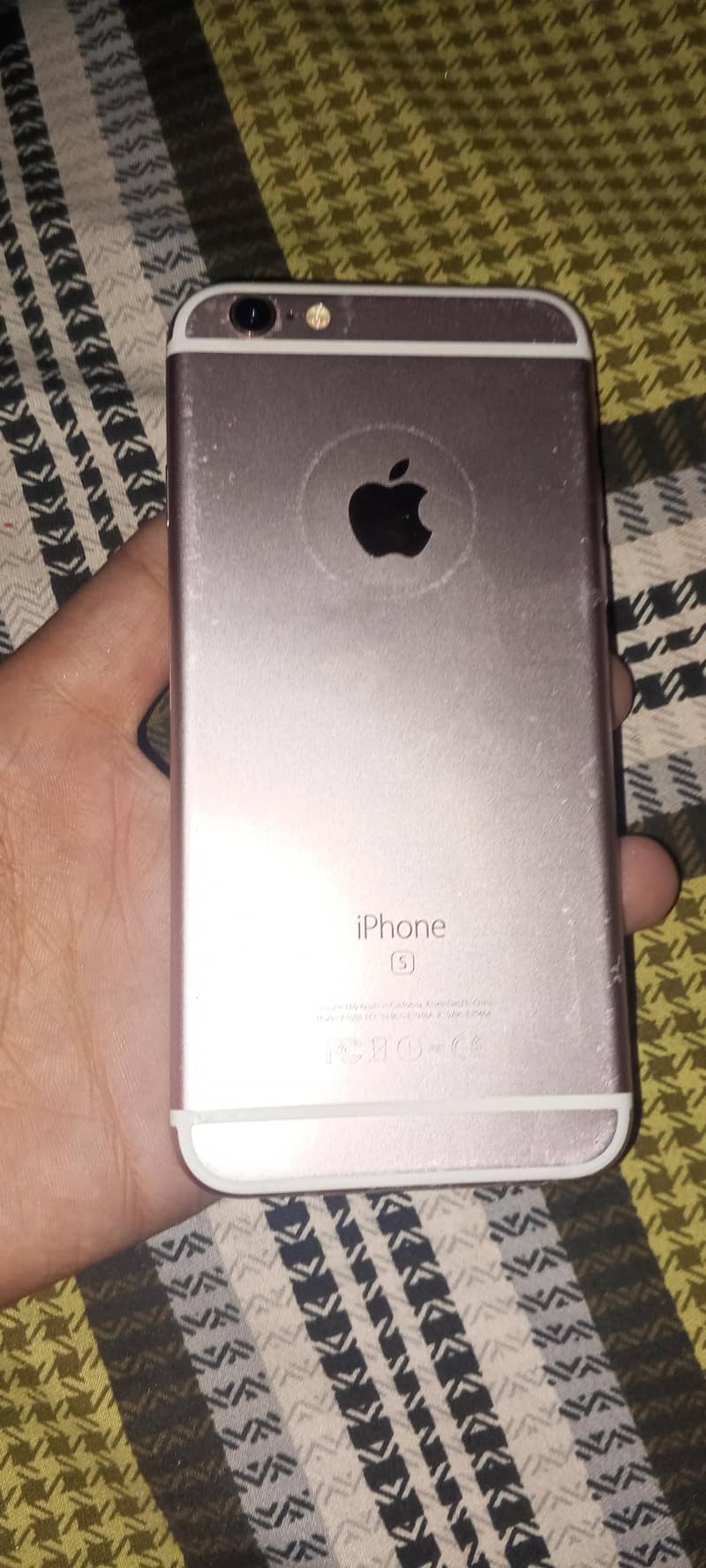 Apple iPhone 6S 0