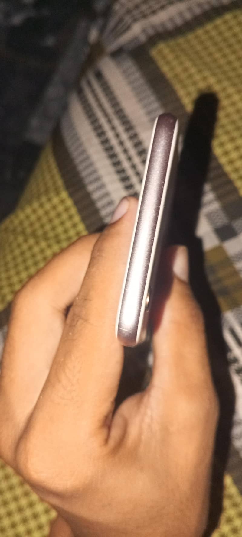 Apple iPhone 6S 4