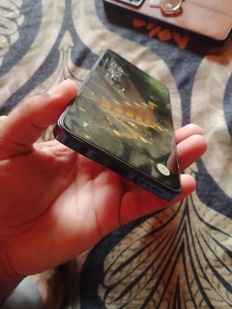 Infinix Note 30 Pro 4