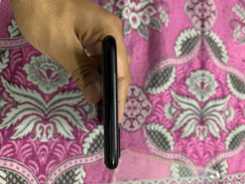 Apple iPhone 7 Plus 3