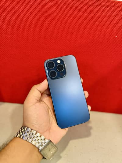 Apple iPhone 15 Pro